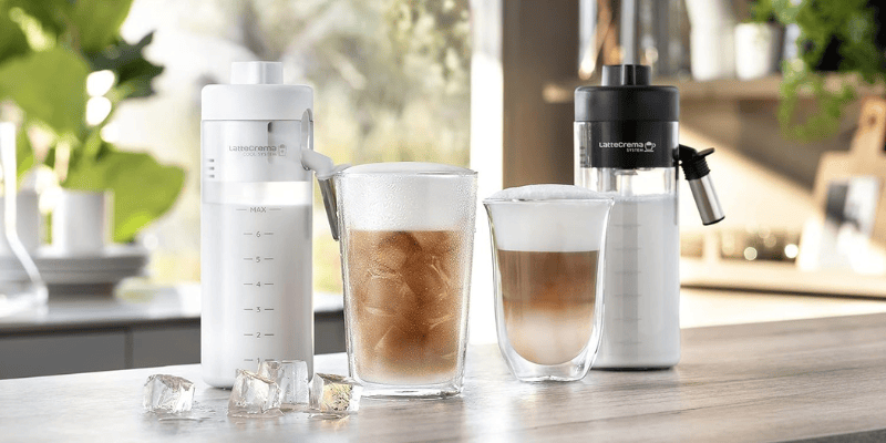 De’Longhi Eleta Explore's Hot and Cold Foam Jugs