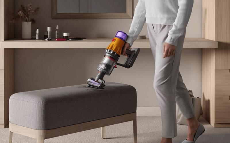 Using the Dyson V12 as a Handheld Vacuum