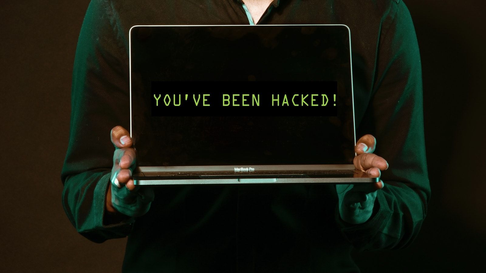 5 Tips To Keep Your Laptop Safe From Hackers & Viruses