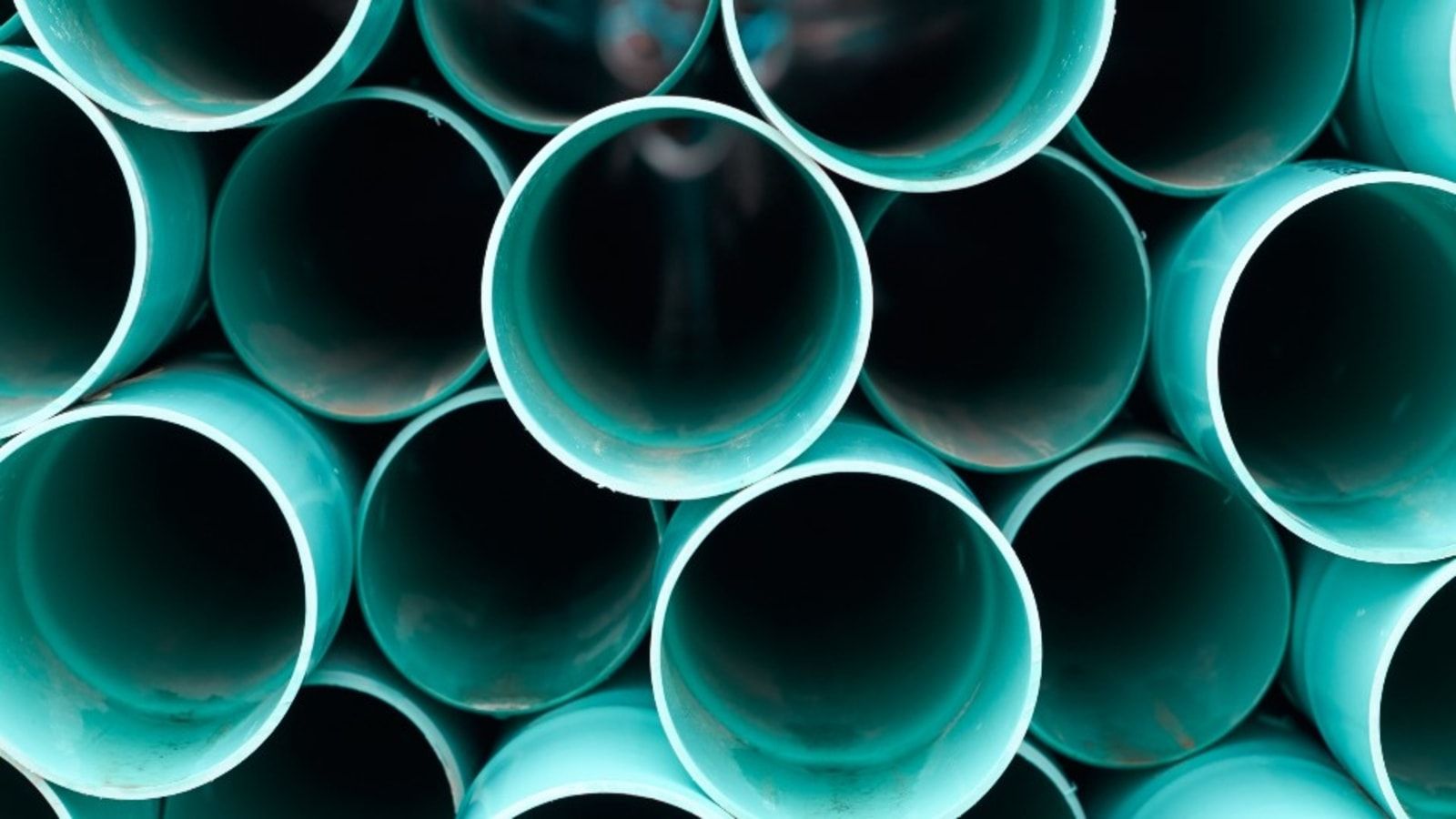 Pipe Relining vs Replacement: What to Know