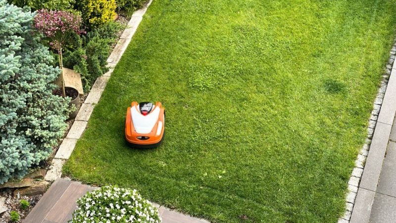 10 Best Robotic Lawn Mowers in Australia (2025)